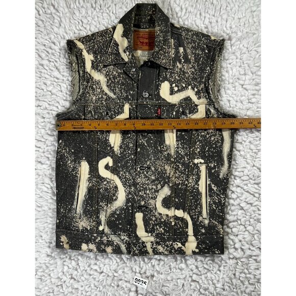 Levis Vest Jacket Mens Denim Med Distressed Splatter Paint - Picture 8 of 8